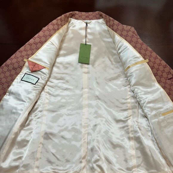 Gucci GG Supreme Blazer - Picture 10 of 16